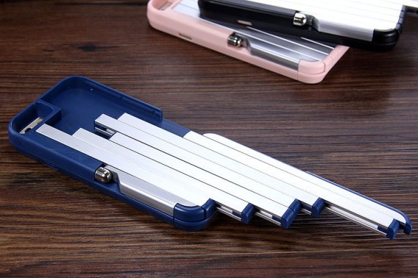 魔兽指环、贝尔金LEGO、bitplay SNAP!拍照手机壳等