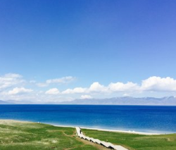 石家庄-乌鲁木齐 8天往返含税机票 7月21日出发