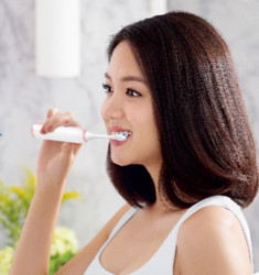 PHILIPS 飞利浦 HX3226/51 Sonicare 声波震动牙刷（含2支刷头）