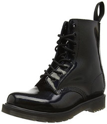 Dr. Martens Pascal 8-Eye Boot 中性马丁靴