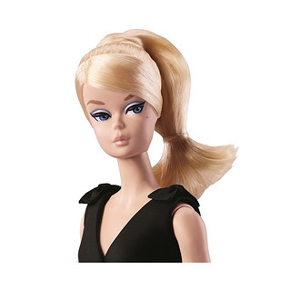 Barbie Collector 芭比珍藏款 DKN07 小黑裙芭比（金标）