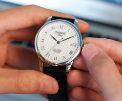 TISSOT 天梭 经典系列 力洛克 T41.1.423.33 男款机械表