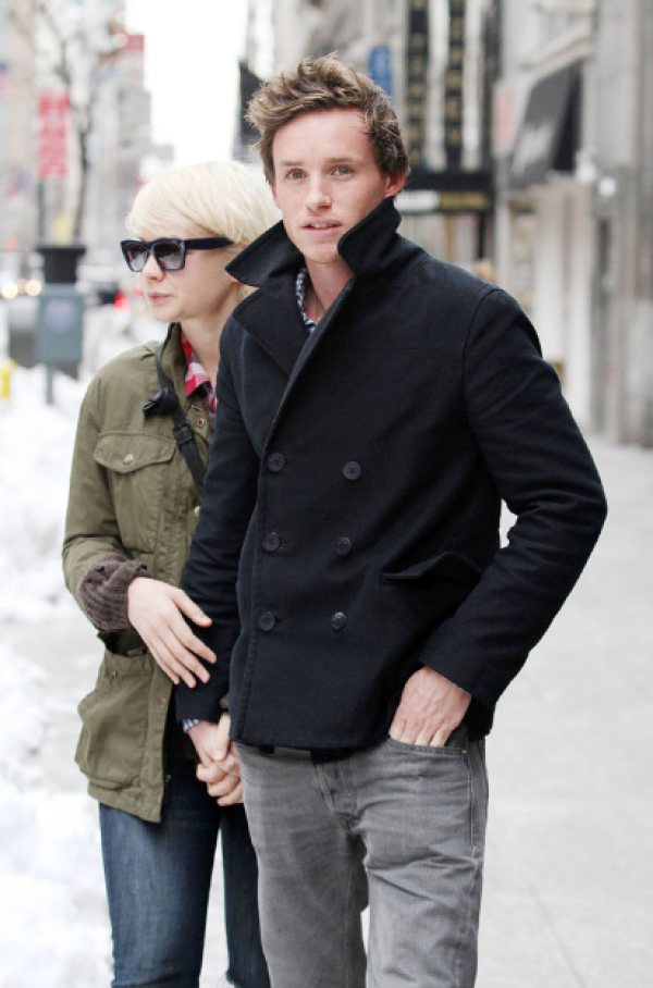 Urobil Carey Mulligan datovania Eddie Redmayne