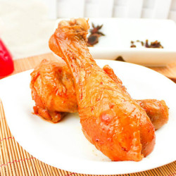 毯子、热水袋、零食礼包等