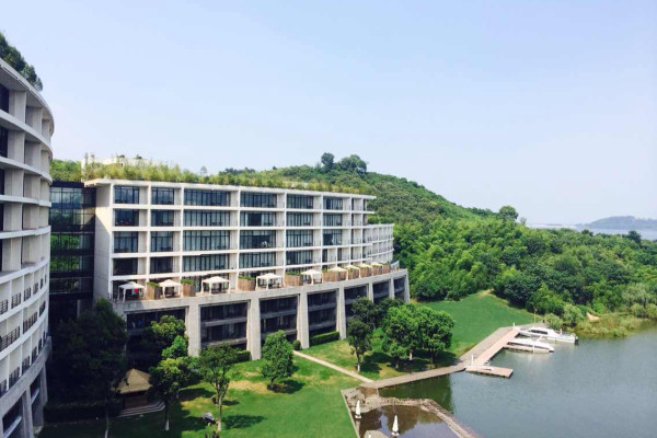 溧阳涵田度假村酒店1晚含早 天目湖涵田半山温泉门票