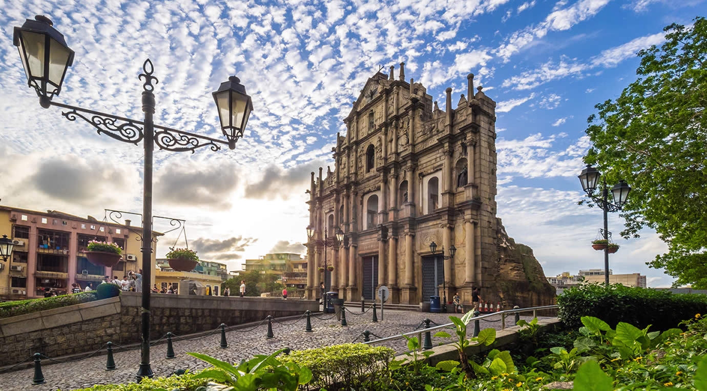 一次游两地:上海-澳门+香港4天往返含税机票+