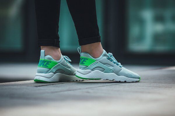 NIKE 耐克 AIR HUARACHE RUN ULTRA 女子运动鞋