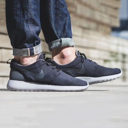 NIKE 耐克 Roshe One SE 844687 男款休闲运动鞋