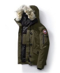 Canada Goose 女士短款羽绒服