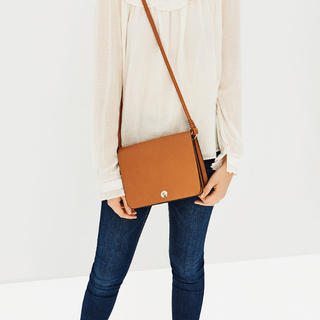 ZARA TRF 18709104105 女士素面斜背包