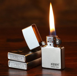 Zippo 芝宝 经典铬缎纱 205 打火机