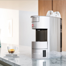 Illy X9 Iperespresso 胶囊咖啡机