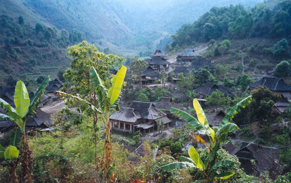西双版纳 春萨拜•茶客栈傣式风情席地房