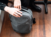 Incase City Compact Macbook Pro 双肩电脑包 15寸