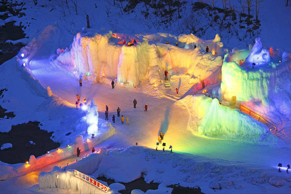 上海-北海道札幌+旭川 6天5晚自由行(往返含税机票+全程四星酒店+WiFi)