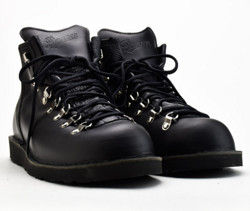 Danner vertigo black glace 男款短靴