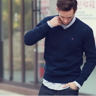 TOMMY HILFIGER 男士V领针织衫