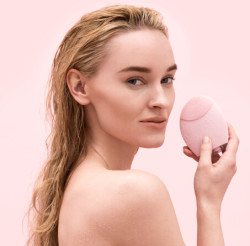 SkinStore Foreo LUNA洁面仪