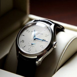 BAUME & MERCIER 名士 CLIFTON 克里顿系列 MOA10052 男士机械腕表