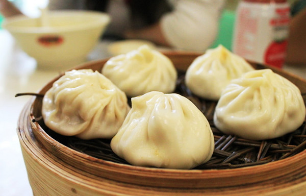 石家庄-上海4日自由行(往返机票+1晚酒店)