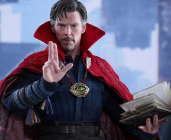 HOT TOYS 奇异博士1:6 可动模型