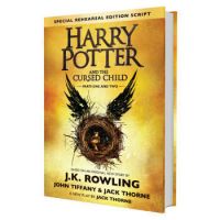 《Harry Potter and the Cursed Child》哈利波特与被诅咒的孩子（ 精装英文版，赠魔杖）