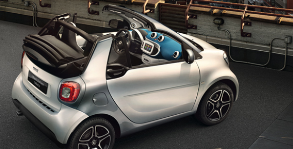 线上线下双重好礼全新smartfortwo敞篷版