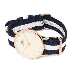 Daniel Wellington 0908DW 女款时装腕表 