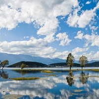 当地民宿：大理 斯维登洱海龙湾海景复式套房 1晚