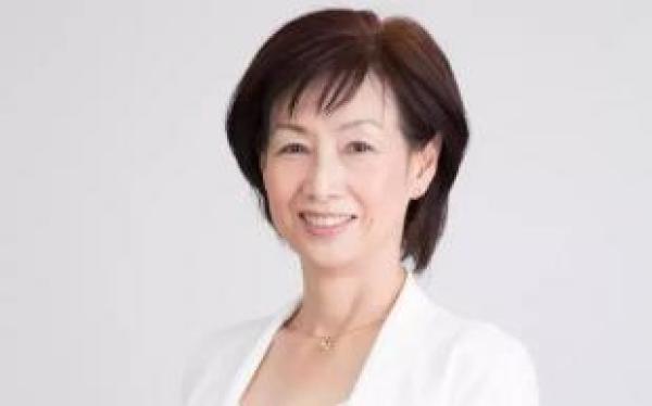 《简单断舍离生活》、《自在力》