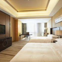 廊坊固安福朋喜来登标准套房1晚（ 两份早餐+两份晚餐）