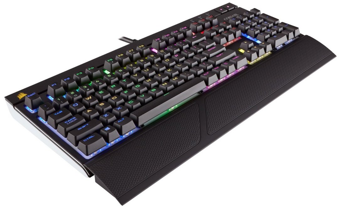 练枪猛如虎,开局0比5 — 入手CORSAIR 美商海盗船RGB大全套的CSGO之旅