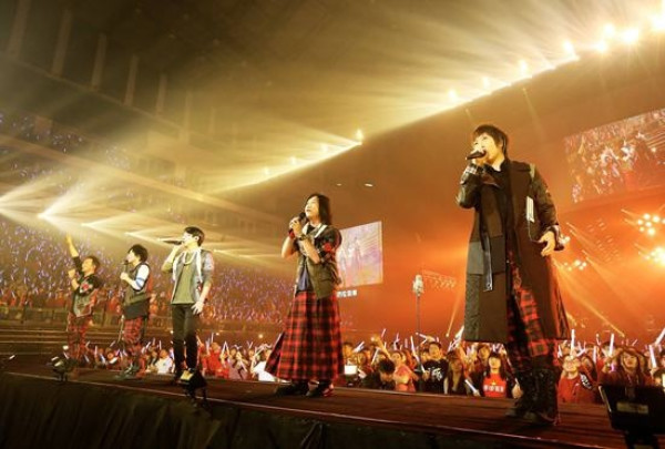 2017五月天 LIFE [ 人生无限公司 ] 巡回演唱会 广州站（3月26日）