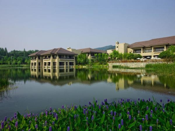 杭州良渚君澜度假酒店1晚(含双早+双人浪漫晚餐)