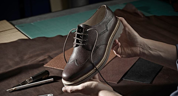 贝窝优选：Clarks 其乐 百年英伦 制鞋世家