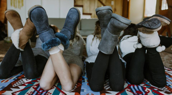 甩掉旧观念! UGG australia 不再只是冬日专属