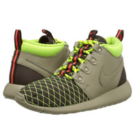 NIKE 耐克 Roshe One Mid Winter GS 大童款 休闲运动鞋