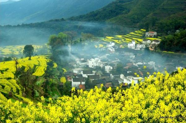 北京--婺源+三清山+景德镇4日跟团游