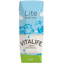 澳洲进口牛奶 维纯 Vitalife低脂UHT牛奶1箱  250ml x24盒*4