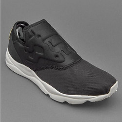  Reebok 锐步 FURYLITE SLIP-ON 女款休闲运动鞋 