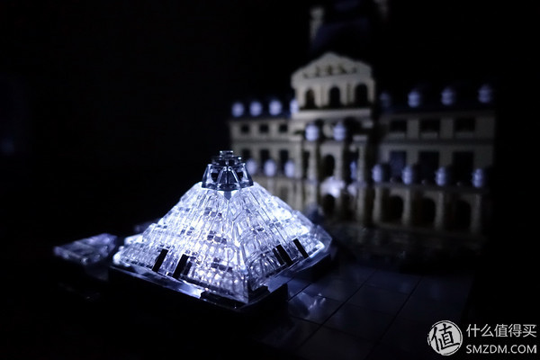 LEGO 乐高 Architecture 建筑系列 21024 卢浮宫