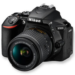 Nikon 尼康 D5600 单反相机套机（18-55mm）