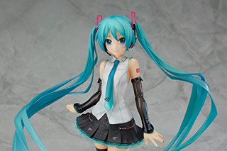 GoodSmileCompany 初音未来 V4X 1/8 ABS&PVC材质 涂装完成版 手办