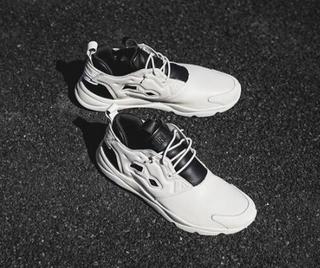 Reebok x Publish 联名款 Furylite系列 AFF男士运动鞋 黑/灰白款