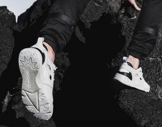 Reebok x Publish 联名款 Furylite系列 AFF男士运动鞋 黑/灰白款