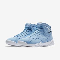 新品开售：AIR JORDAN 7 RETRO “UNIVERSITY BLUE” 男子/女子篮球鞋
