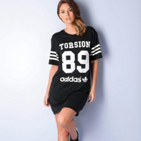 adidas 阿迪达斯 Originals Torsion 91系列 女士棉质运动连衣裙