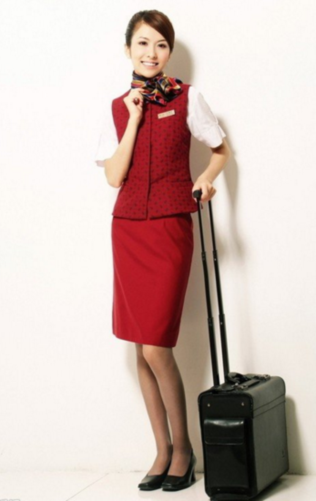 值大妈航班：不只是俏空姐，还有美制服 — 盘点各种空姐“诱惑”