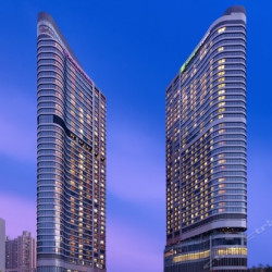 香港九龙东皇冠假日酒店1晚
