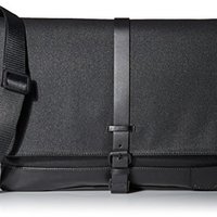 Calvin Klein Coated Canvas 男士邮差包